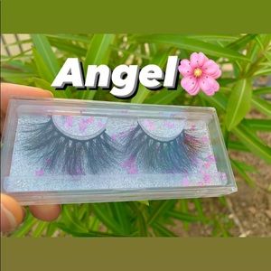 Angel lashes🌸